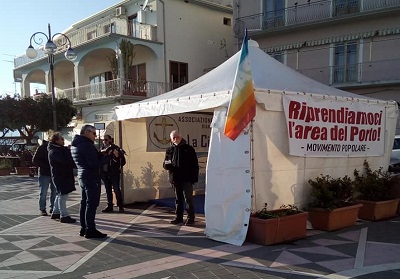 Diamante: L’8 marzo, poesia al femminile presso il presidio permanente del Movimento popolare