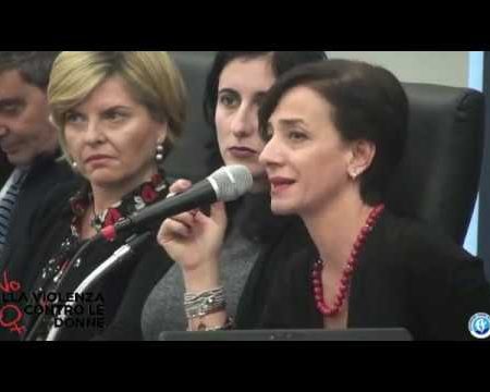 Diamante: Iniziativa per la Giornata Mondiale contro la violenza sulle donne