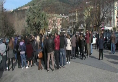 Terme Luigiane: Protesta dei lavoratori, salta la riunione con l’azienda S.A.TE.CA.