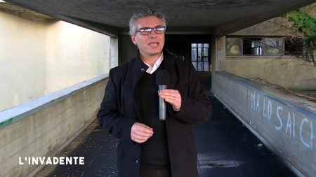 Massimo Mercuri è… L’invadente – Affitti Sanità Calabrese (reportage)