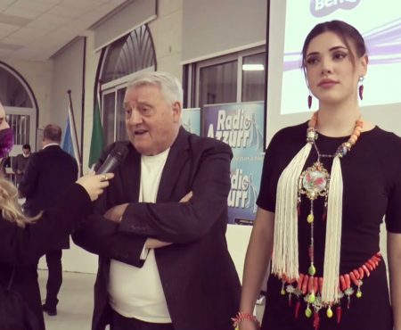 Gerardo Sacco omaggia DIAMANTE2024 con una sua creazione – intervista