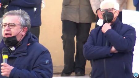 Diamante. Incontro con le scuole. “No ad ogni forma di VIOLENZA”
