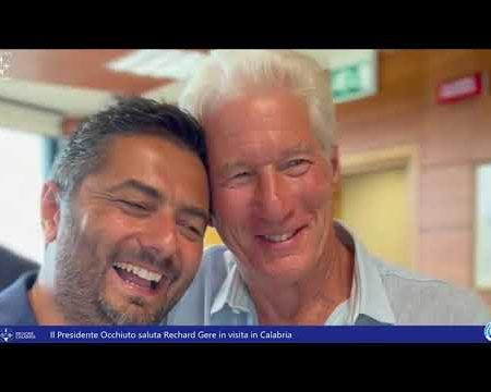 Richard Gere in visita in Calabria, il saluto del Presidente Occhiuto