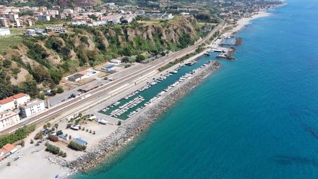 Rifinanziato il Porto di Belvedere M.mo. Un Progetto strategico per lo sviluppo turistico ed economico