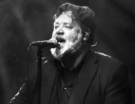 “Il Gladiatore” Russell Crowe apre una stagione senza precedenti al Teatro dei Ruderi di Cirella