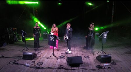 Straordinario debutto del Rock Opera History a Praia a Mare