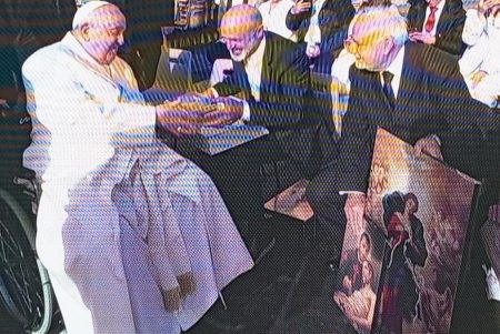 Due quadri benedetti da Papa Francesco saranno donati dall’Ospedale di Praia a Mare