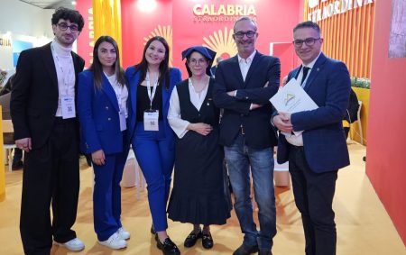 “Riviera dei Cedri – Porta della Calabria” si presenta alla BMT Napoli. Protagonisti a sorpresa: i Panicelli