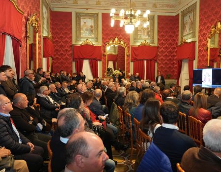 “Dieci anni nelle istituzioni” di Mimmo Bevacqua apre il dibattito sul il rapporto tra Stato e Regioni