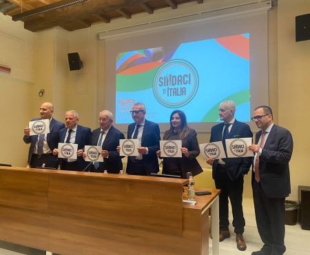 Ernesto Magorno alla guida di “Sindaci d’Italia”. Il movimento che porta i Comuni al centro della politica